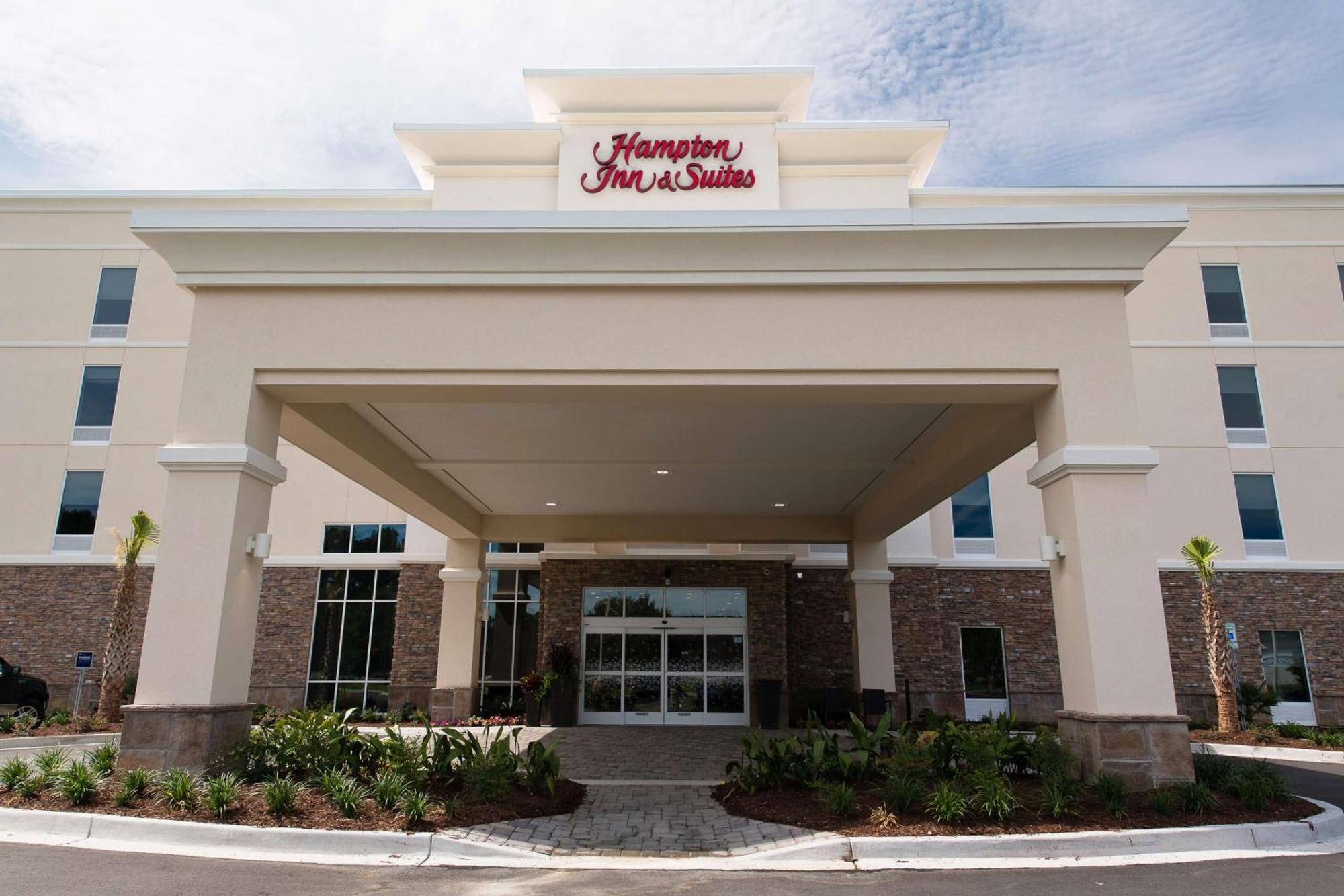 Hampton Inn And Suites Fayetteville, Nc Exterior photo
