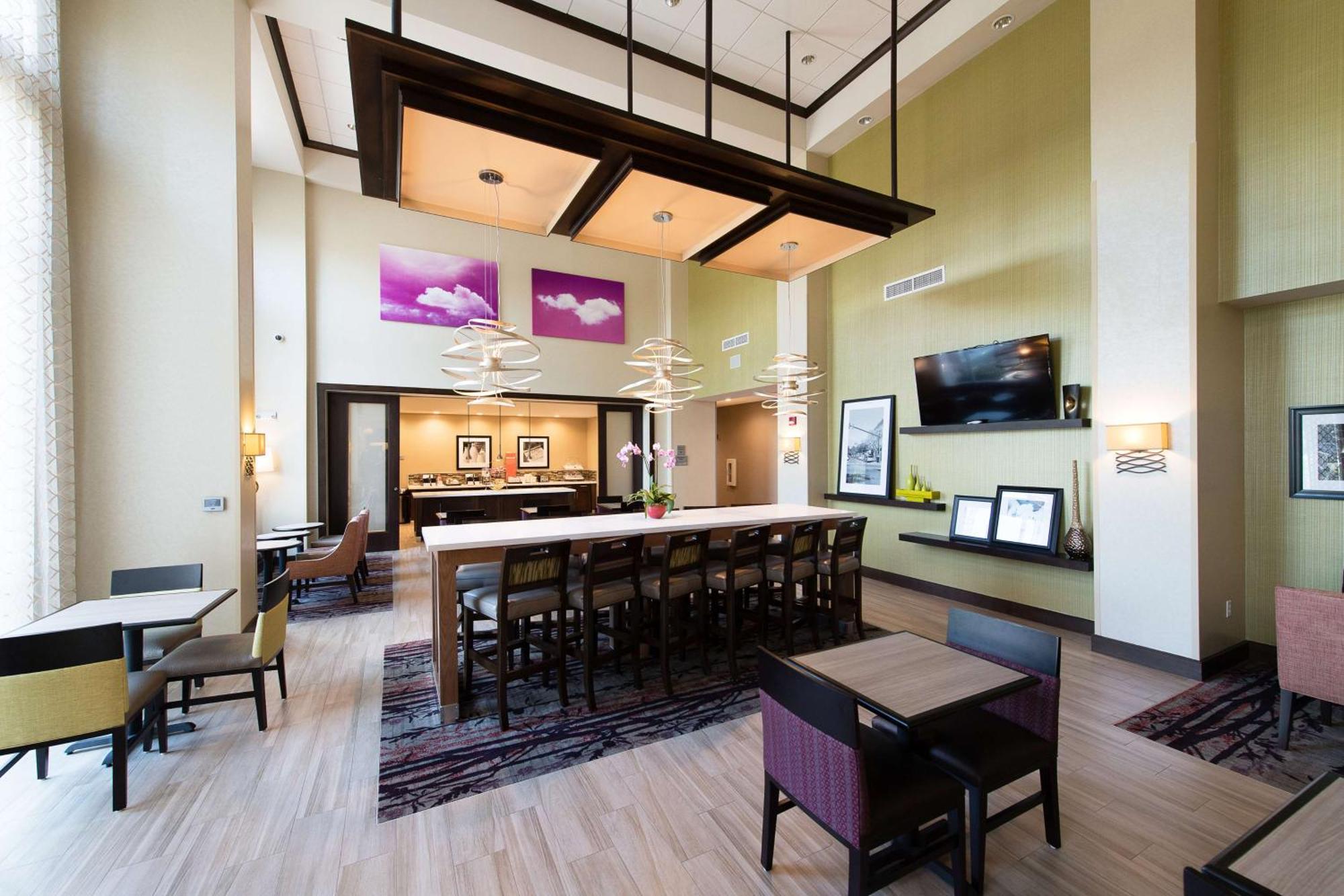 Hampton Inn And Suites Fayetteville, Nc Exterior photo